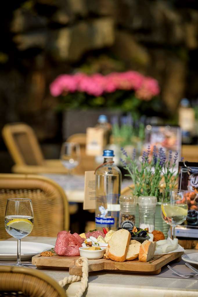 Campanile Hotel & Restaurant Breda Restoran gambar